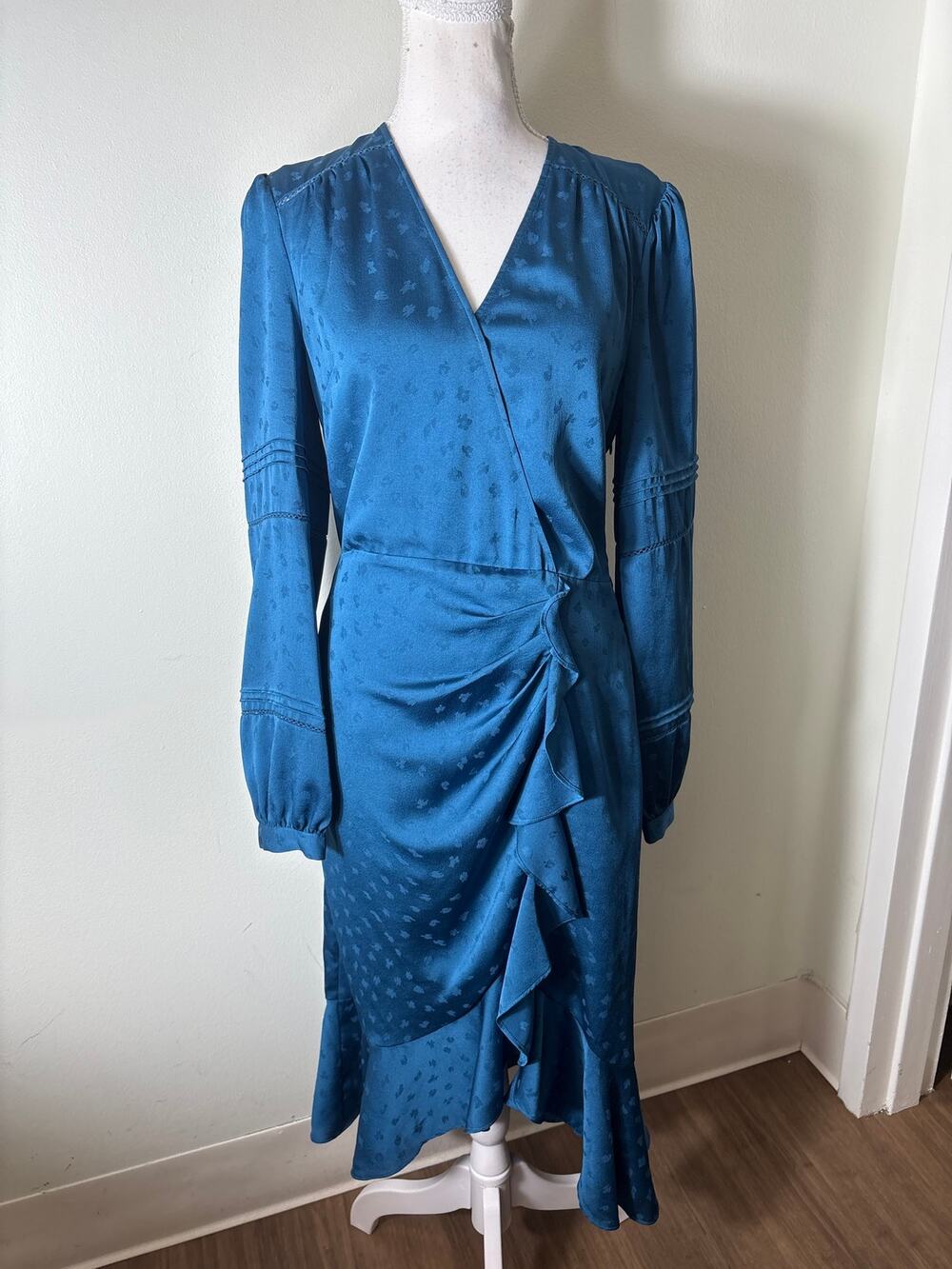 Veronica Beard Blue Long Sleeve Faux Wrap Ruffle Midi Dress Sz 6